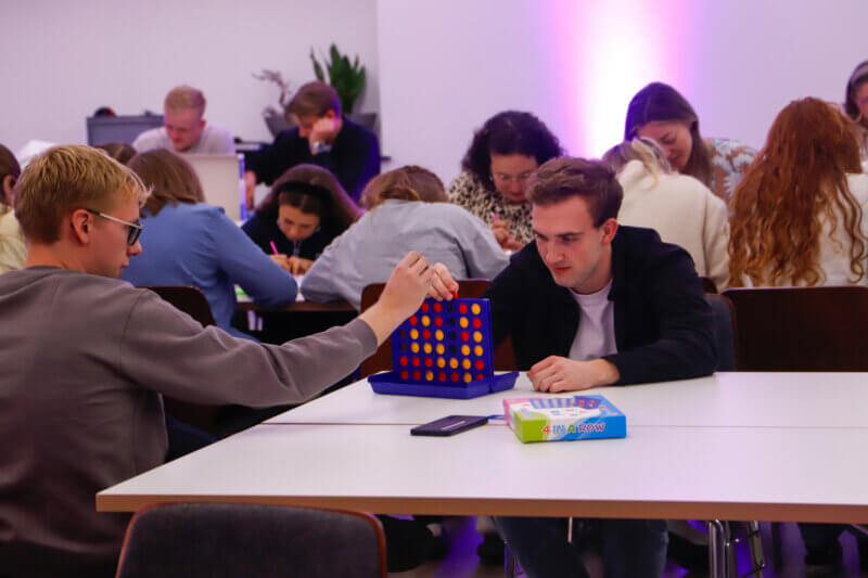 Zeit für Gesellschaftsspiele und Aktivitäten. Foto: DCG Deutschland